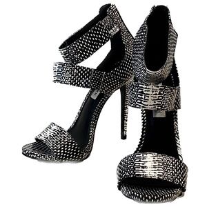 Steve Madden ‘Mira’ Heels in Black Size 7M